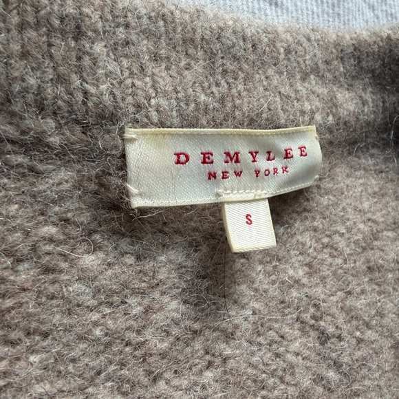 Demylee mohair wool VEST only DEMYLEE sleeveless sweater boxy SWEATER VEST small - Picture 3 of 8